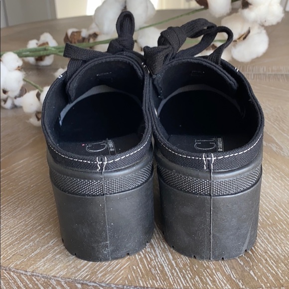 Chinese Laundry chunky platform black sneakers - Picture 6 of 7